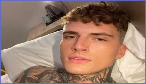 Charlie Edwards (Tattoo Artist) Wiki, Age, Height, Biography & More